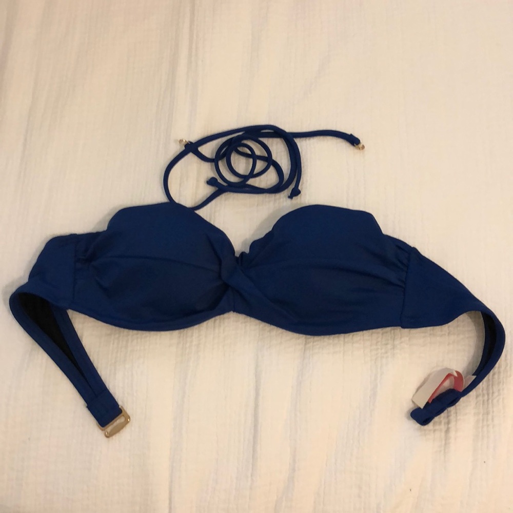 Victoria’s Secret knockout bandeau bikini top